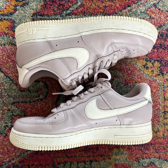 Nike | Women’s Lilac Low-Top Air Force One Lace Up Sneakers White Swoosh Sz 8.5 - Picture 4 of 14